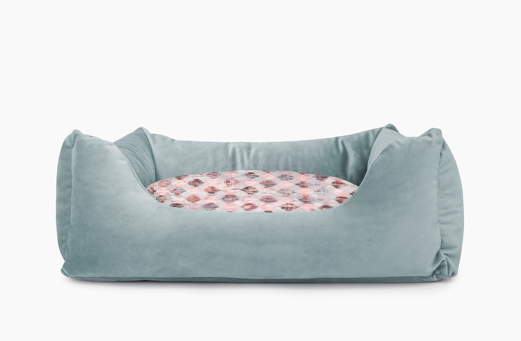 Cama para mascotas en color Agua con cojín Rombos Rosa sin bordado
